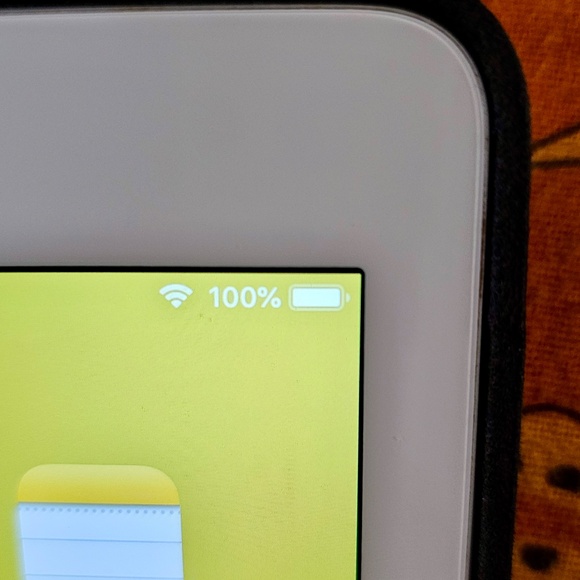 iPad Air (WiFi) 64GB 9.7” Excellent Cond, Tested, Apple Smart Cover incl. - Picture 10 of 14